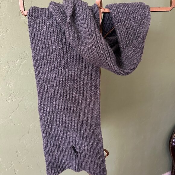 Ralph Lauren Lambswool & Cashmere Knit Scarf – Dark Gray w/ Blue Polo Logo - Picture 1 of 3